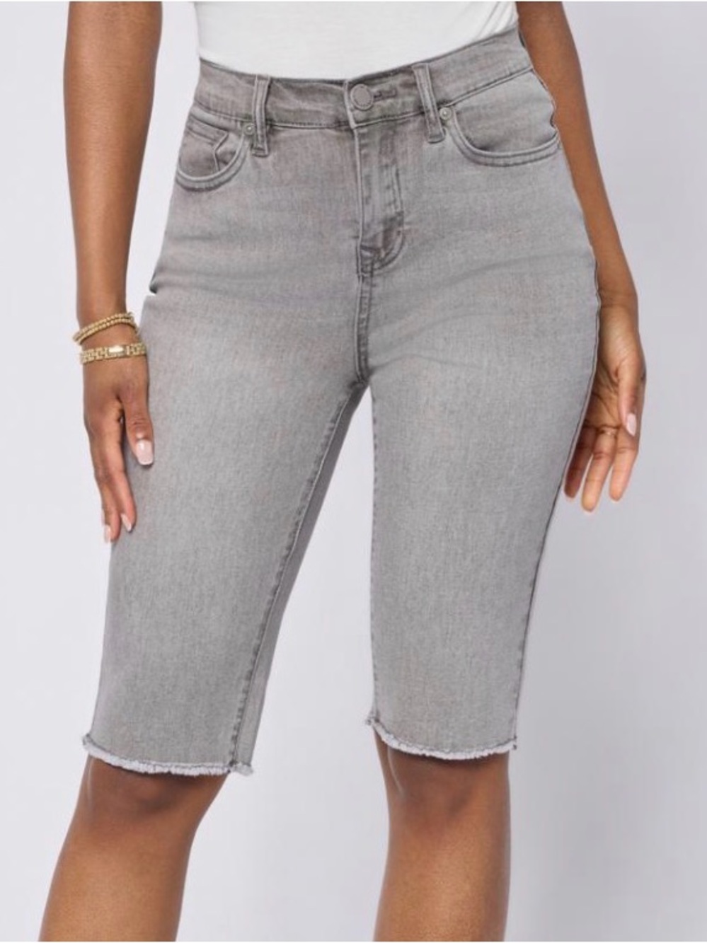 DG2 by Diane Gilman Legacy Stretch Denim Fray Hem Bermuda Short 8P